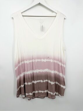 Sleeveless V-Neck Tie-Dye Ombre Tank Top in White and Mauve